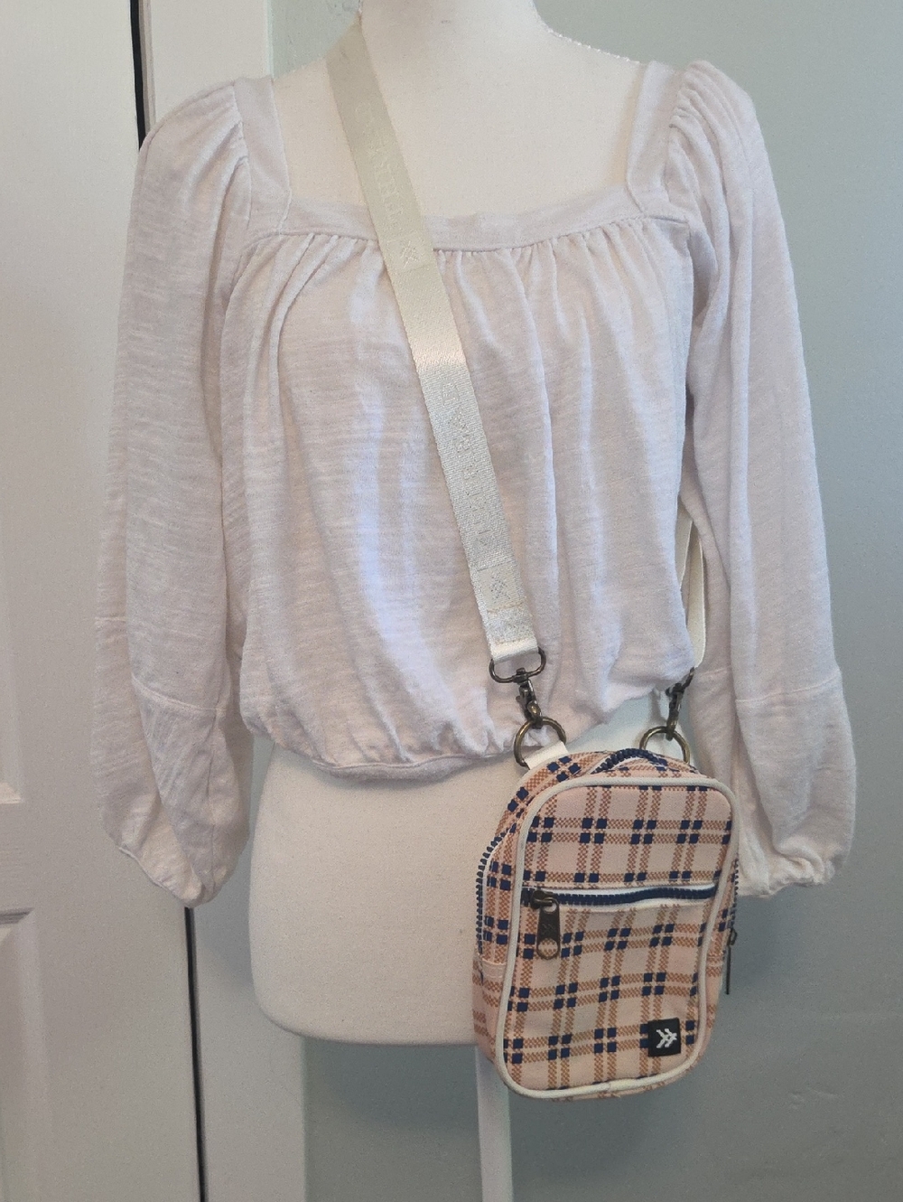 Thread Plaid Crossbody Phone Bag in Beige